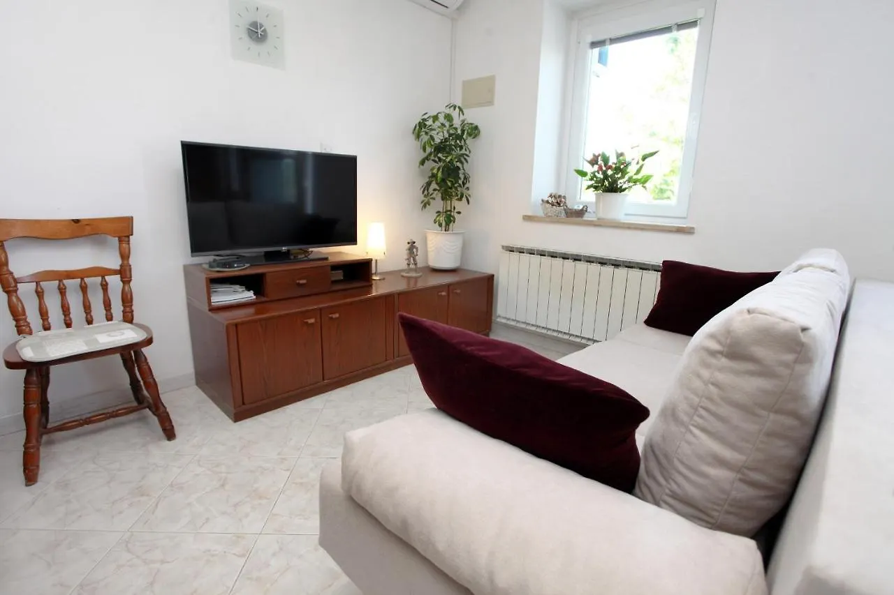 Apartment Gorgo Secovlje