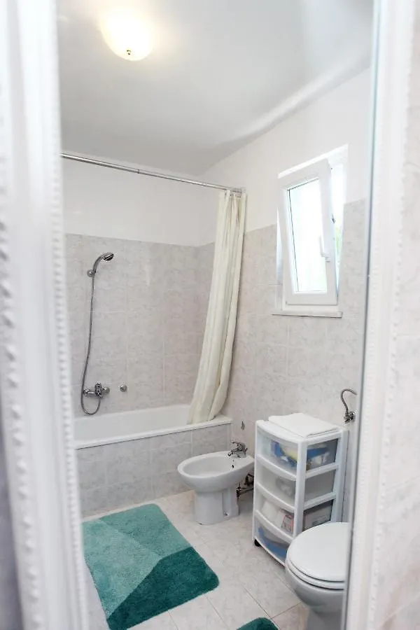 Apartment Gorgo Secovlje
