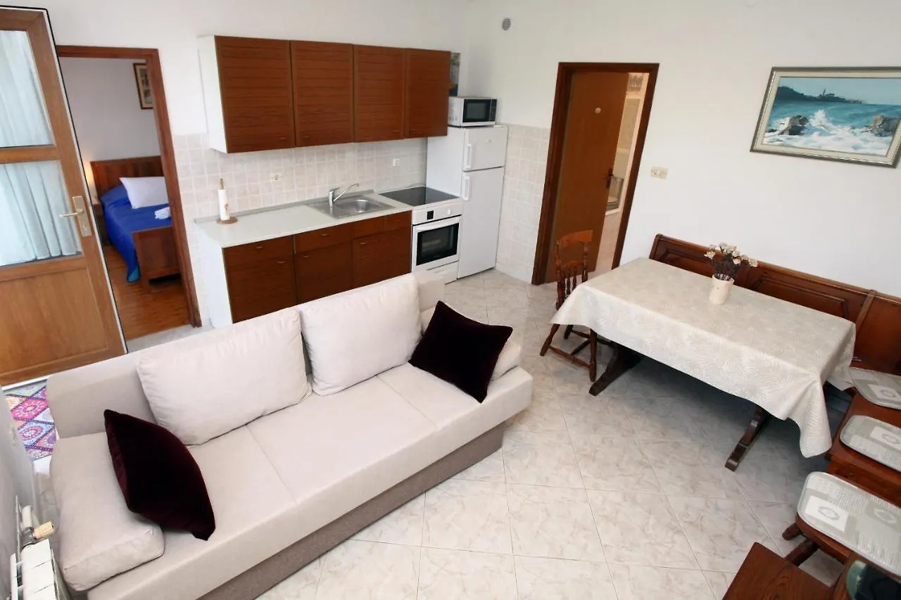 Apartment Gorgo Secovlje